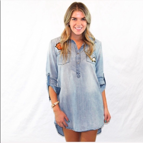 Chelsea & Violet Dresses & Skirts - Chelsie & Violet Jean dress with patch details